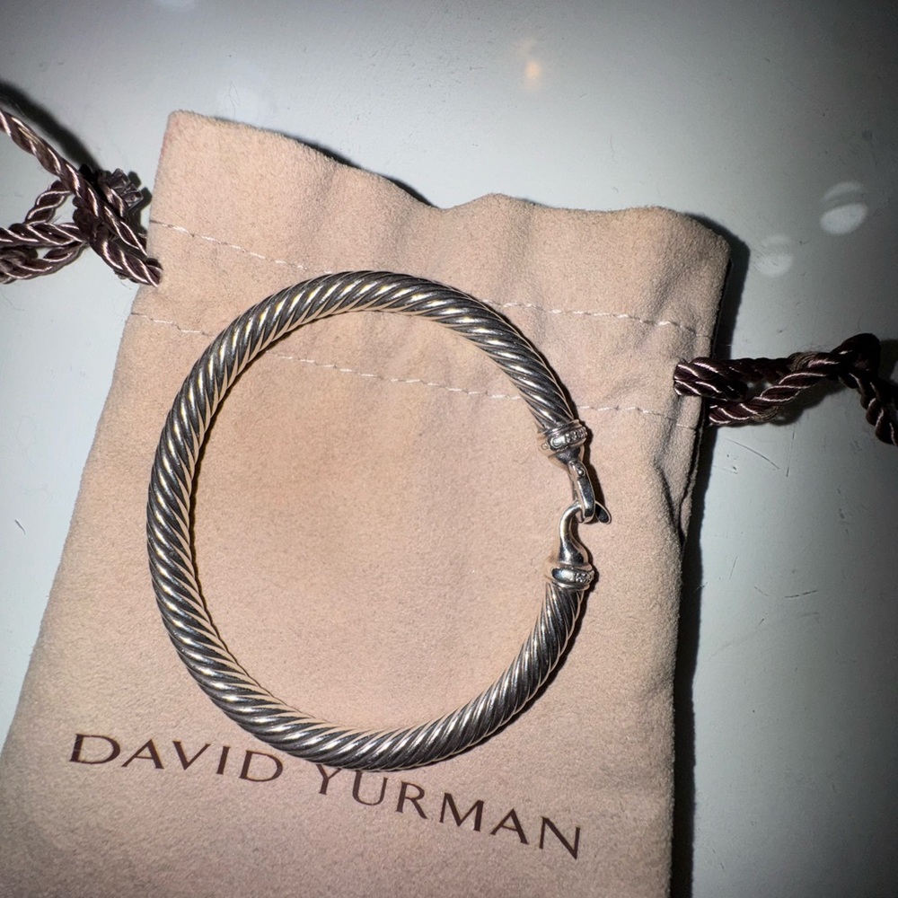 David Yurman Twisted Silver Bangle - Picture 5 of 9